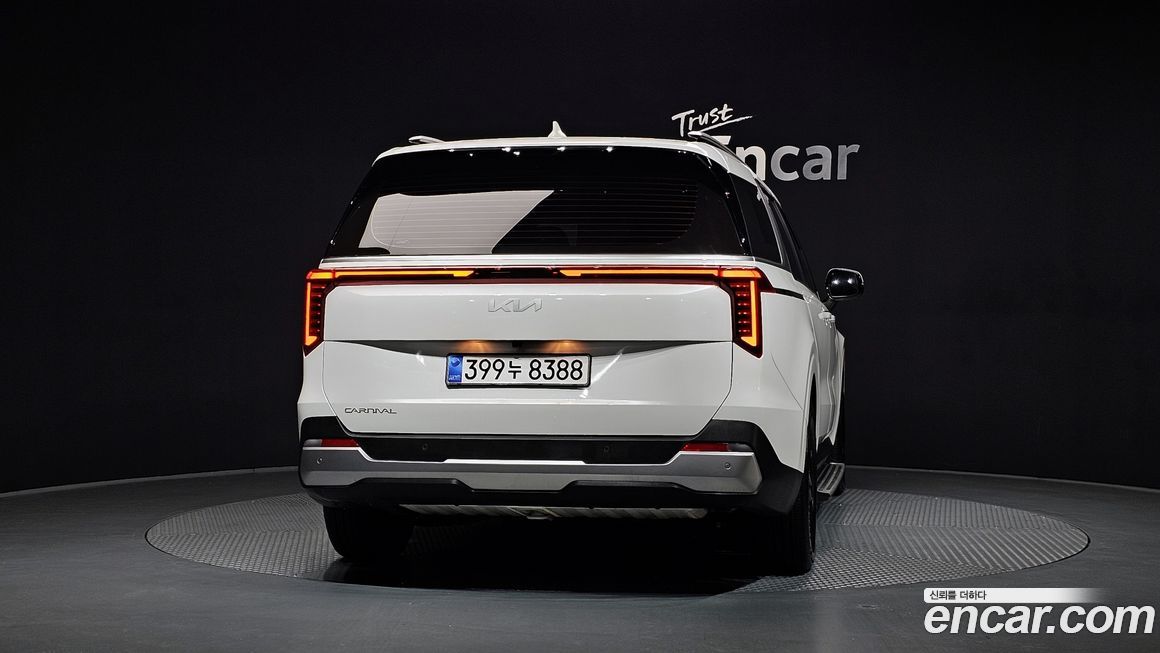 Kia Canival 2025
