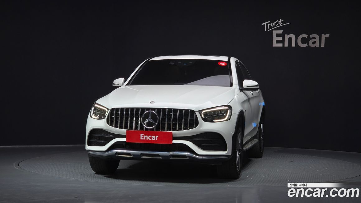 Mercedes-Benz GLC-Class 2021