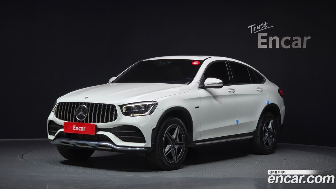 Mercedes-Benz GLC-Class 2021