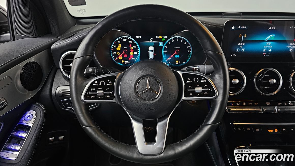 Mercedes-Benz GLC-Class 2021