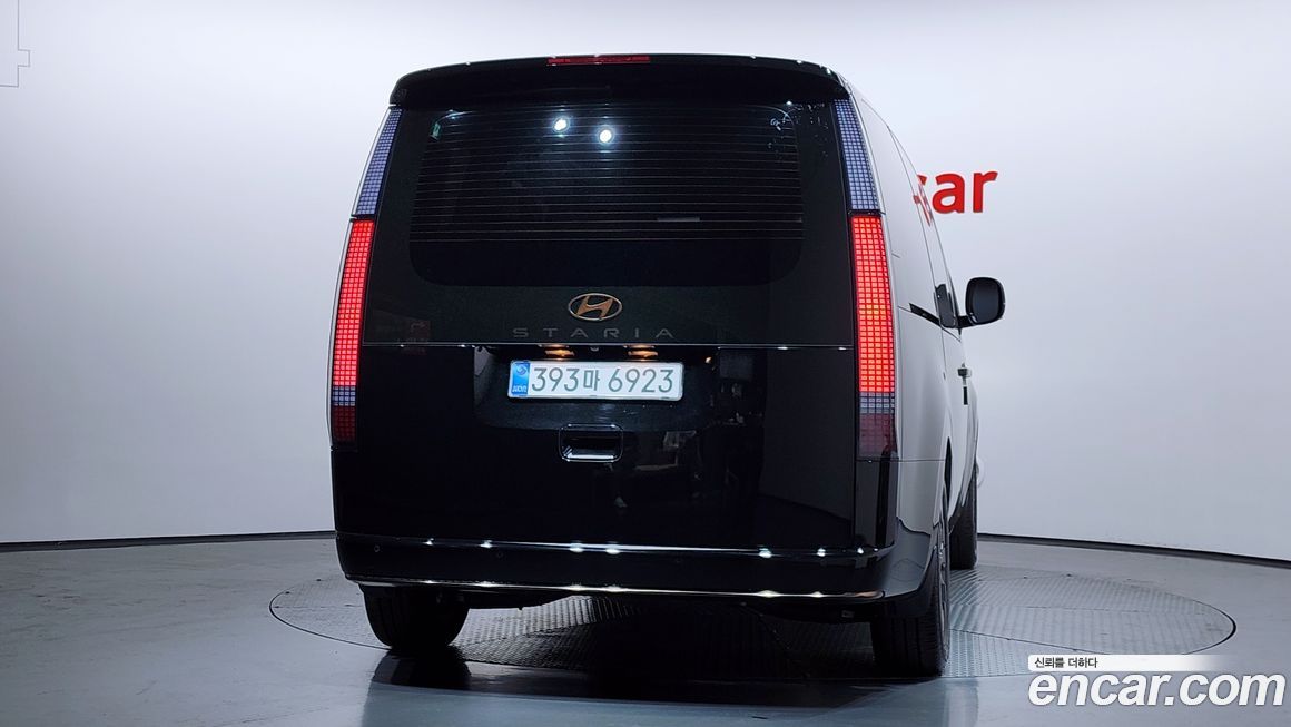 Hyundai Staria 2025