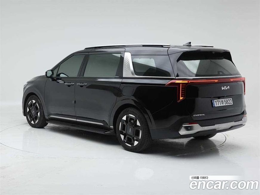Kia Canival 2024