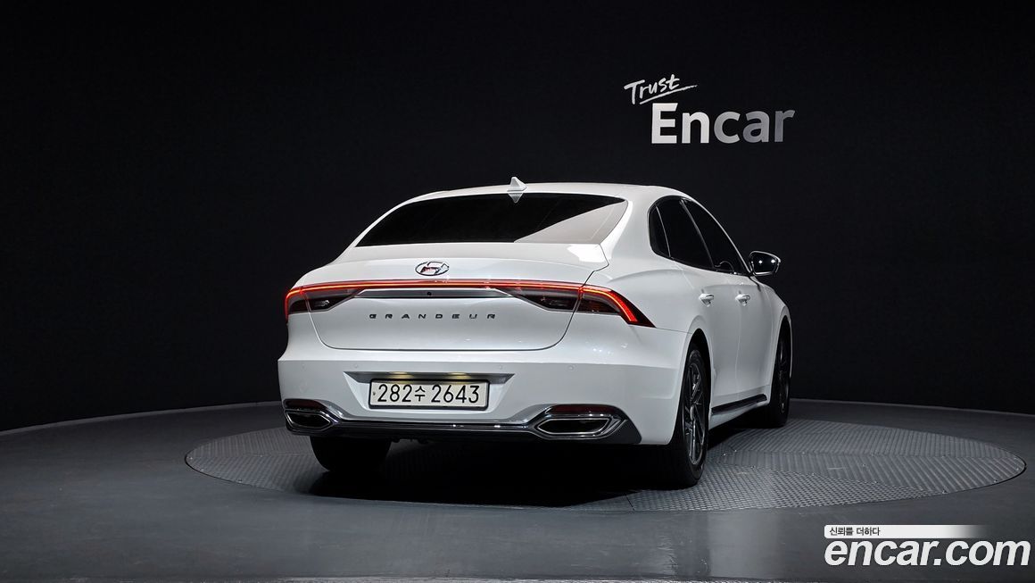 Hyundai Grandeur 2022