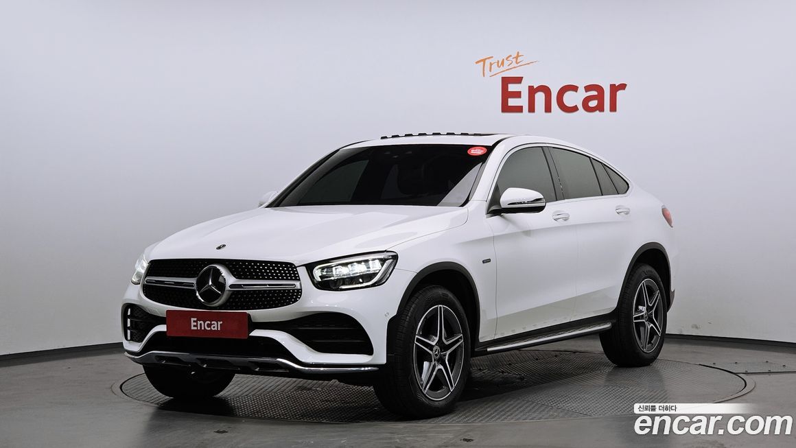 Mercedes-Benz GLC-Class 2021