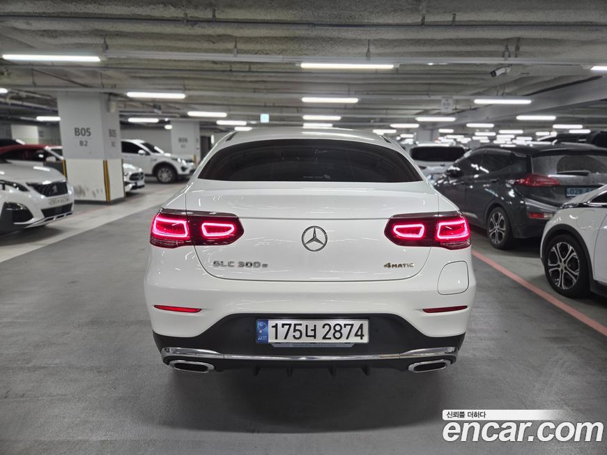Mercedes-Benz GLC-Class 2021