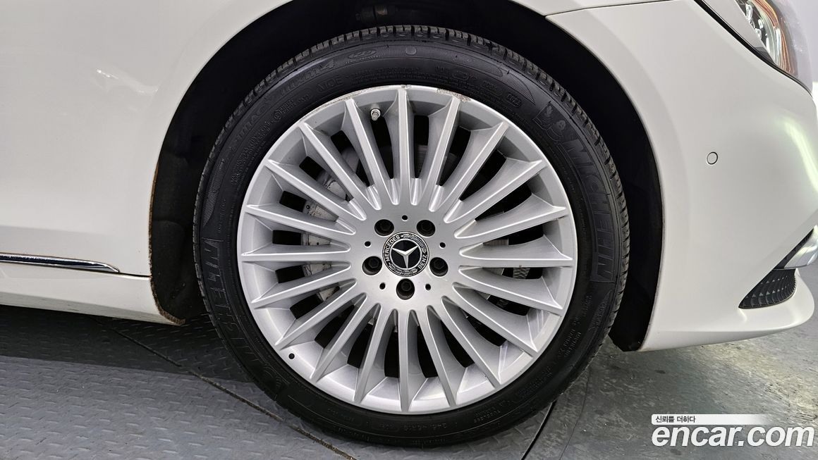 Mercedes-Benz S-Class 2019