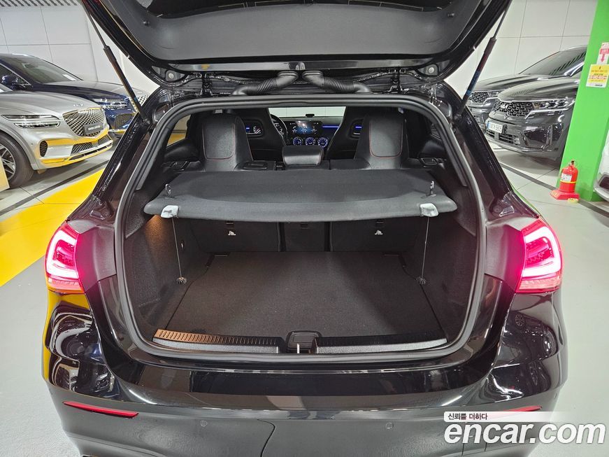 Mercedes-Benz A-Class 2023