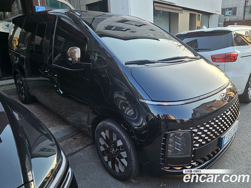 Hyundai Staria 2023