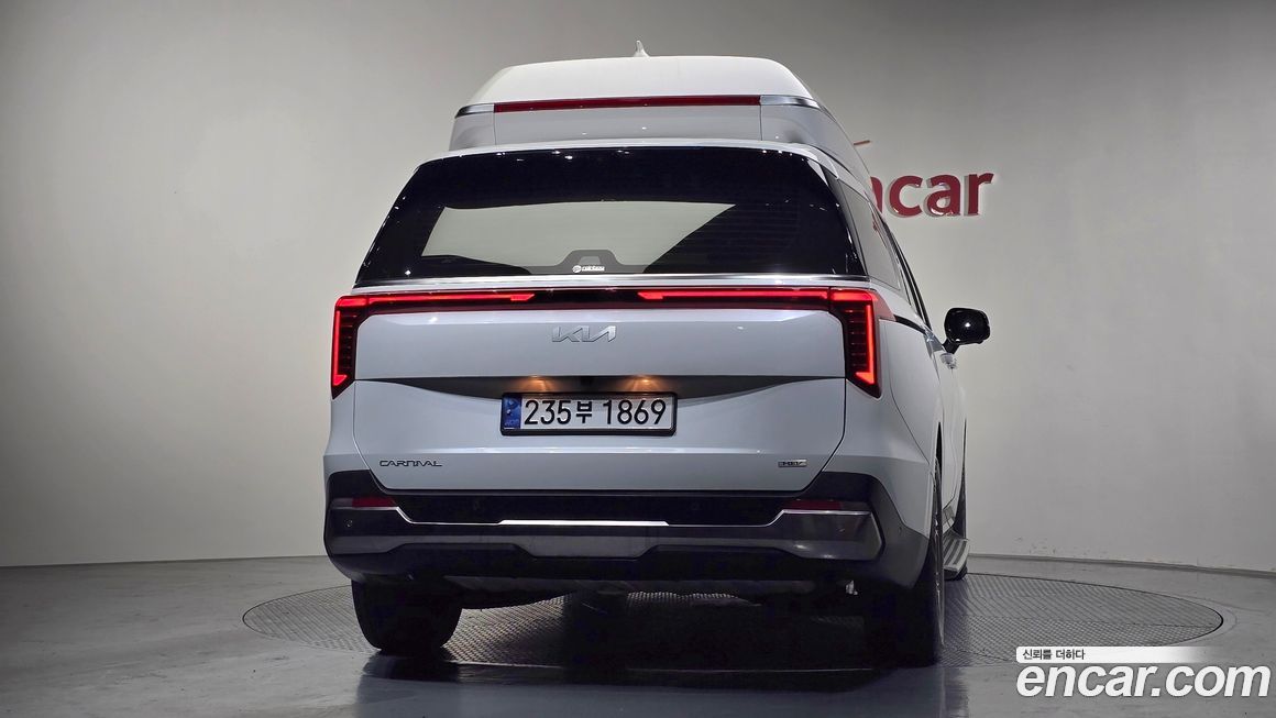 Kia Canival 2025