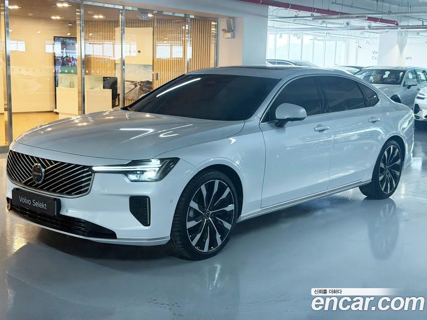 Volvo S90 2026