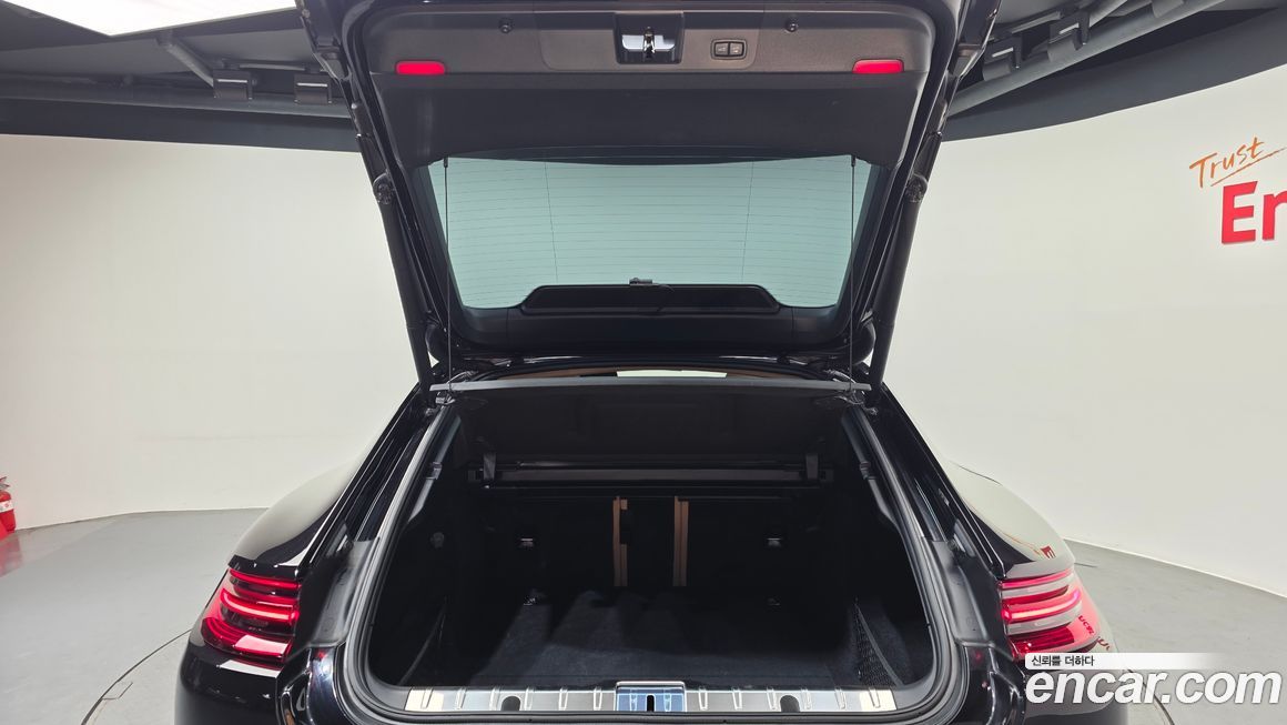 Porsche Panamera 2018