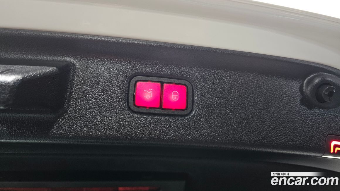 Mercedes-Benz S-Class 2021