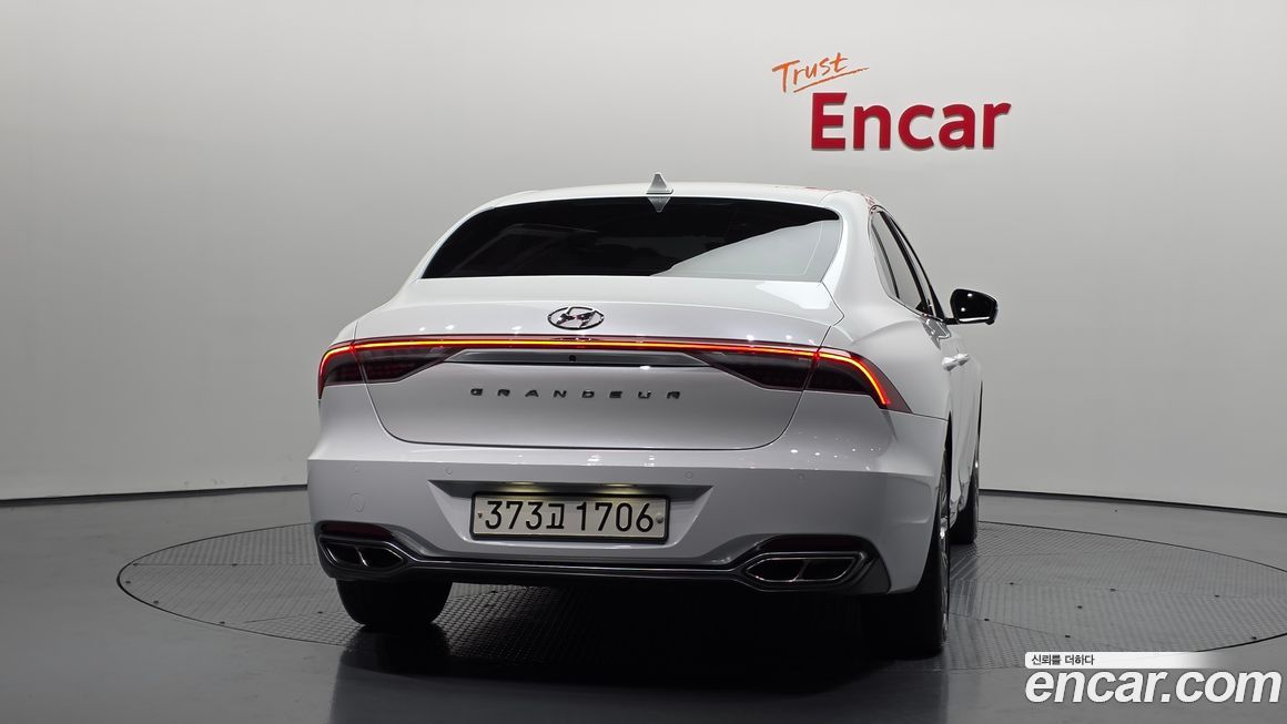 Hyundai Grandeur 2021