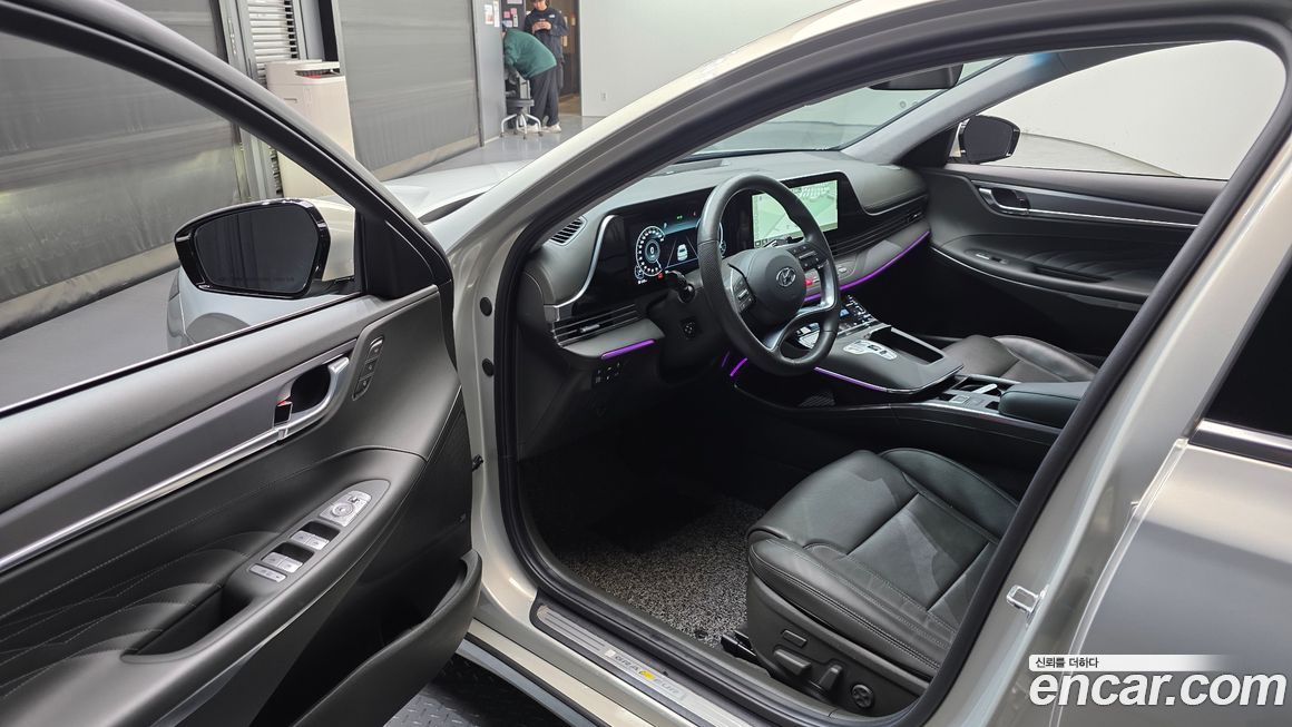 Hyundai Grandeur 2020