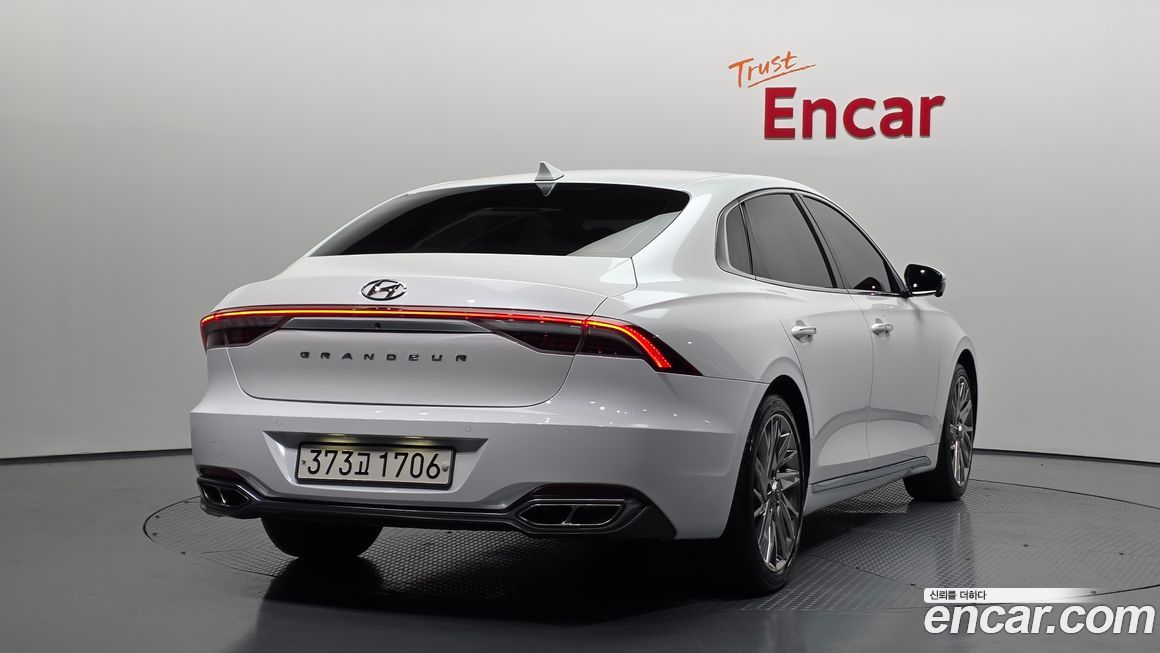 Hyundai Grandeur 2021