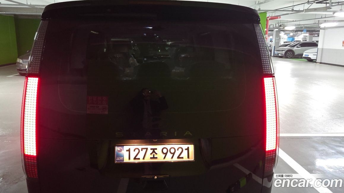 Hyundai Staria 2025