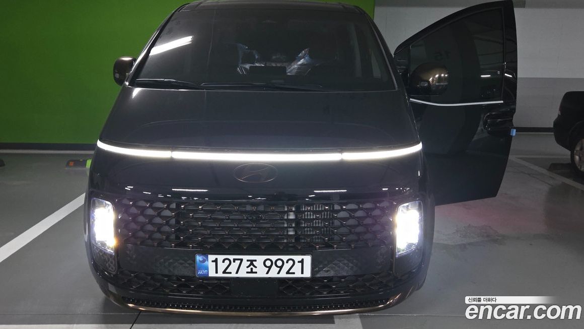 Hyundai Staria 2025