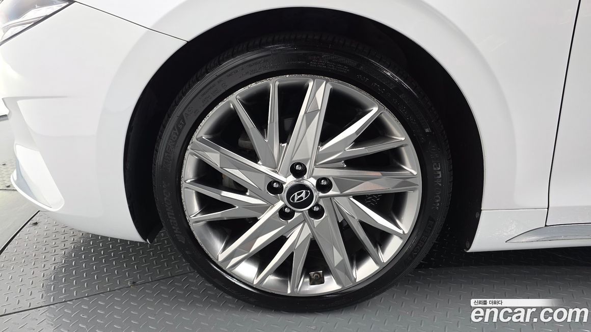 Hyundai Grandeur 2021