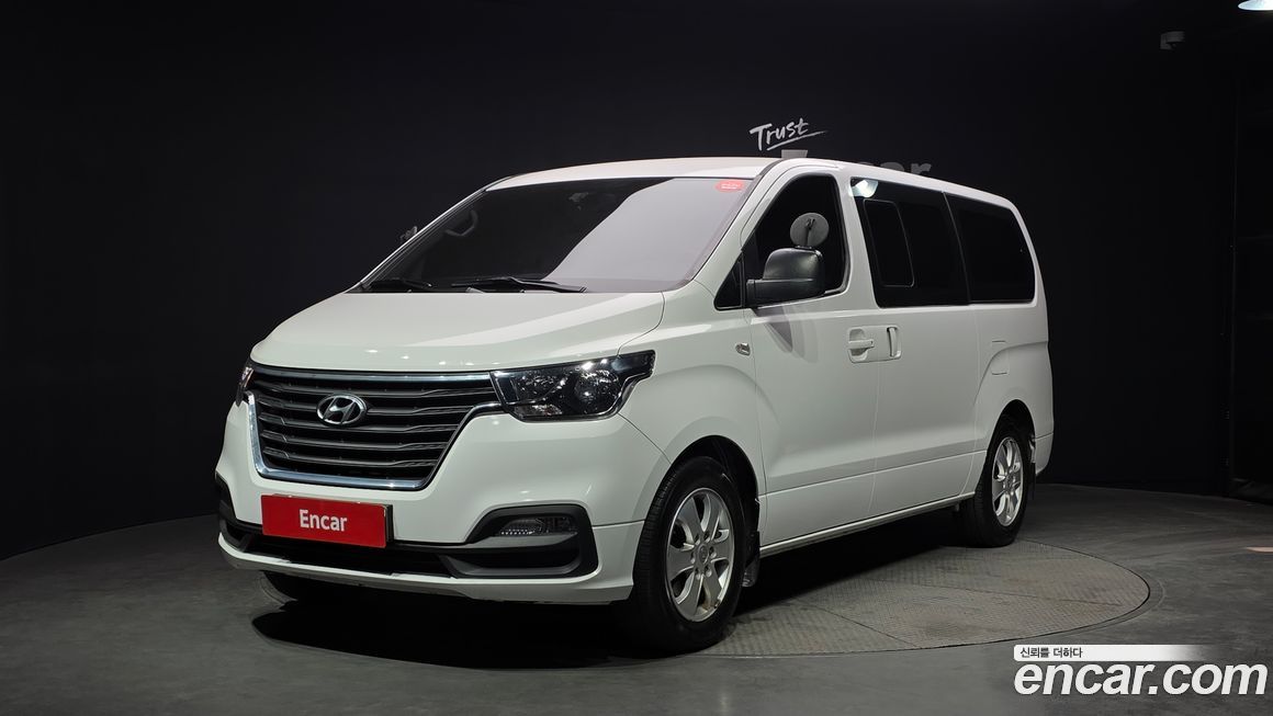 Hyundai Starex 2018