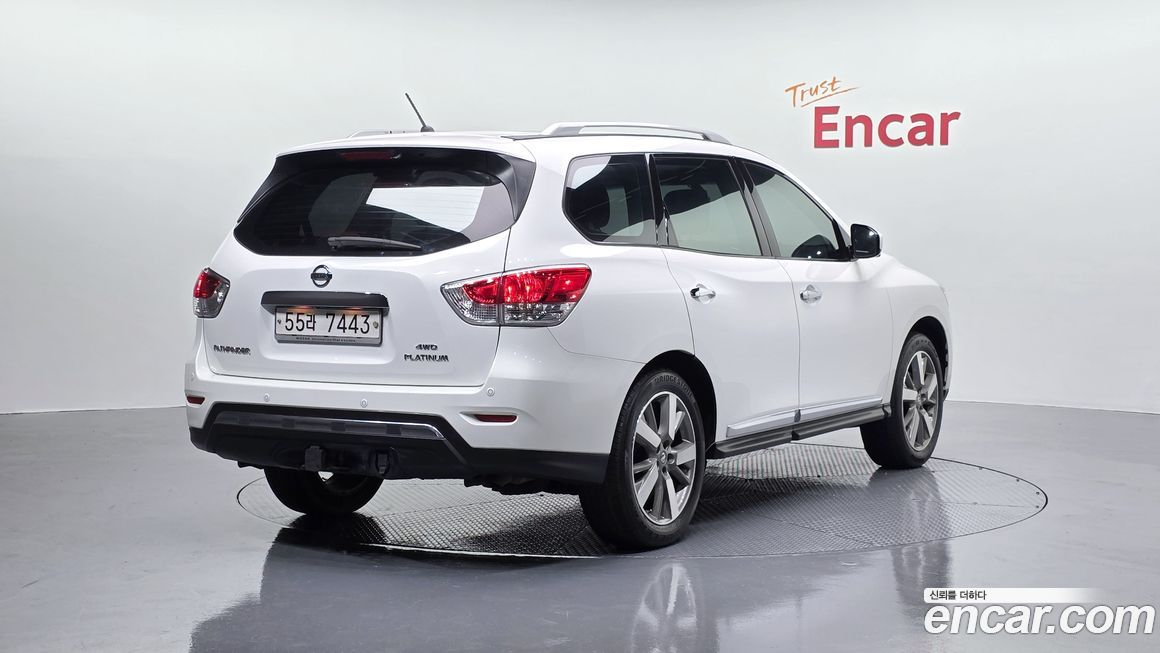 Nissan Pathfinder 2014