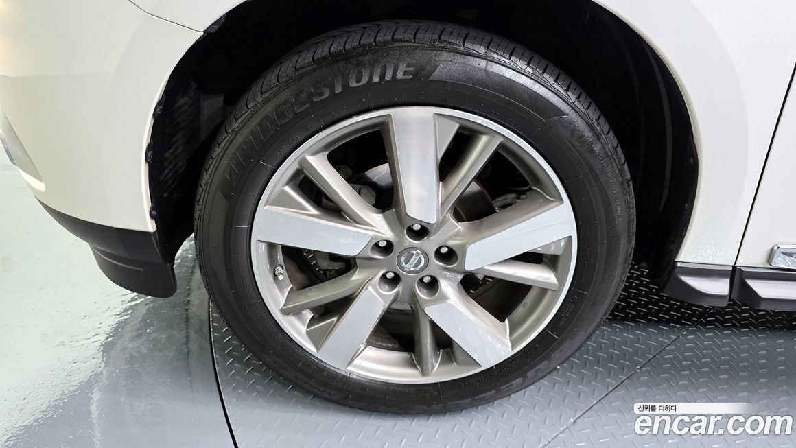 Nissan Pathfinder 2014