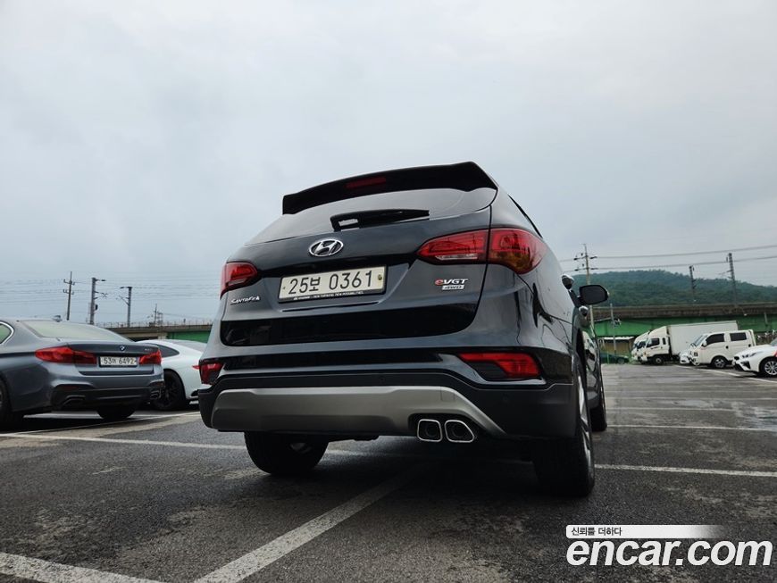 Hyundai Santafe 2017