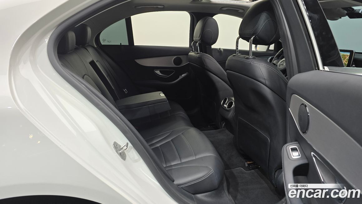 Mercedes-Benz C-Class 2017