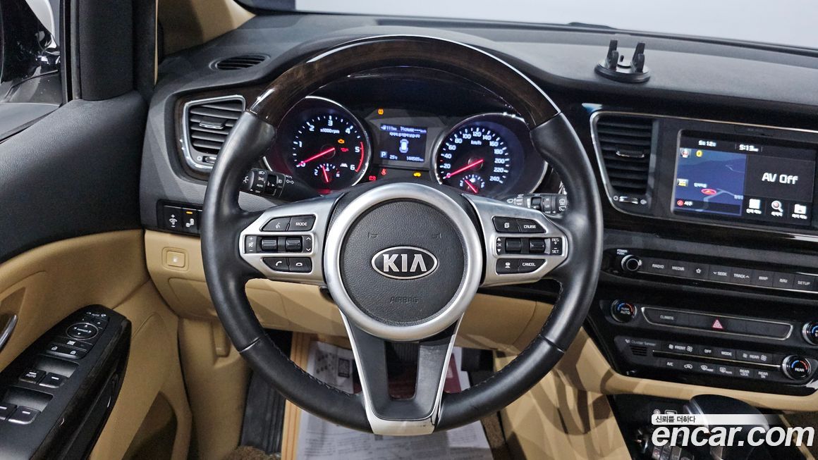 Kia Canival 2019