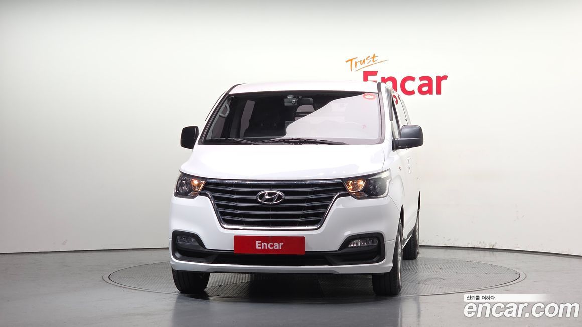 Hyundai Starex 2019