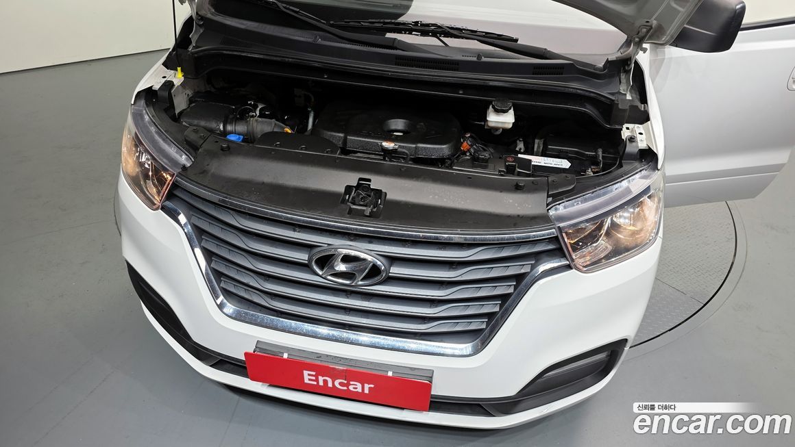 Hyundai Starex 2019
