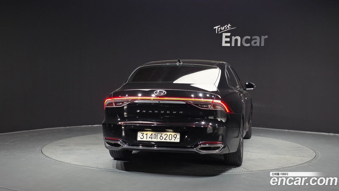 Hyundai Grandeur 2022