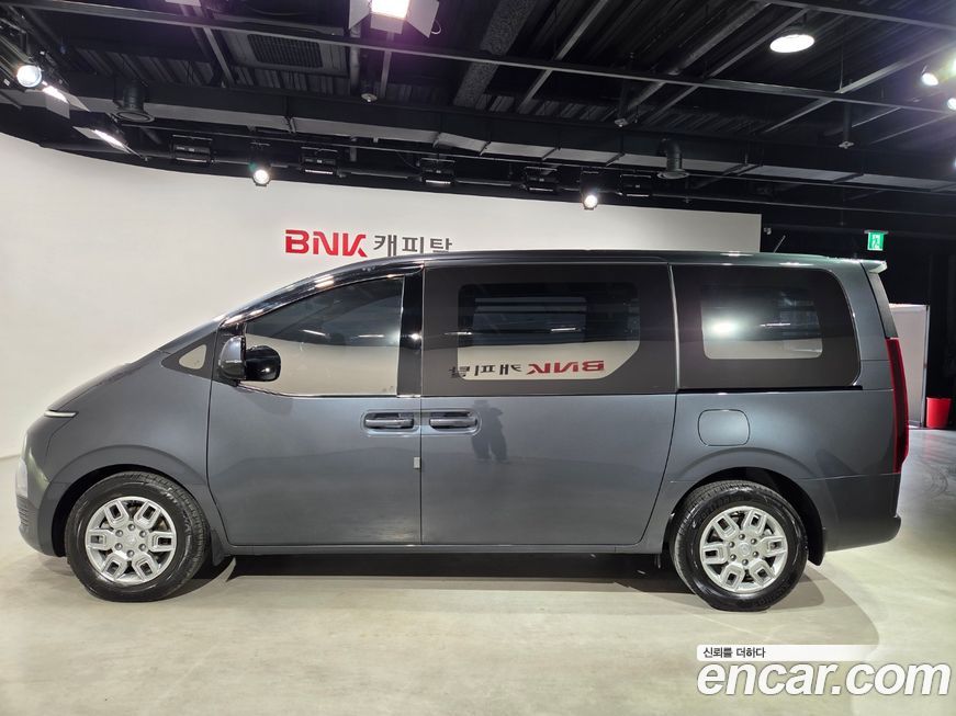 Hyundai Staria 2024