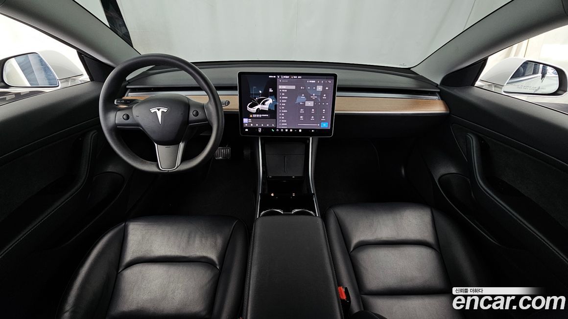 Tesla Model 3 2020