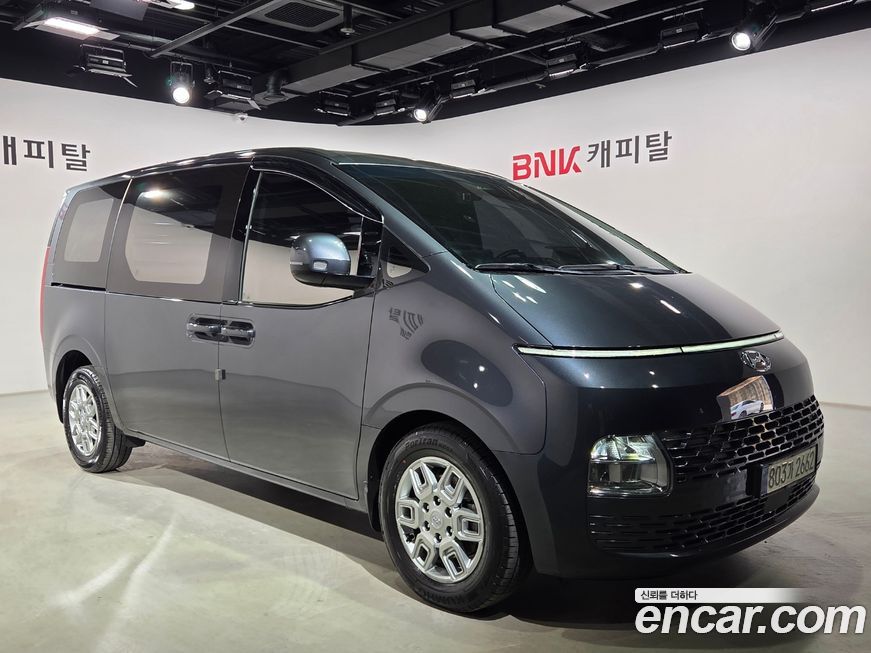Hyundai Staria 2024
