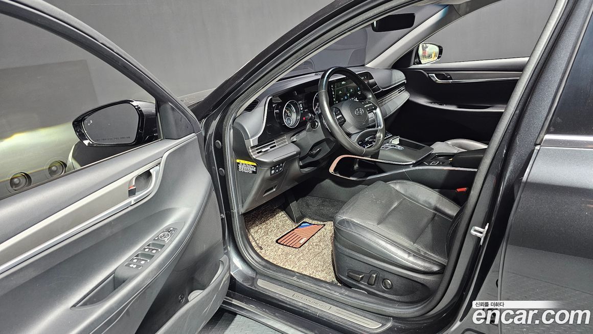 Hyundai Grandeur 2020