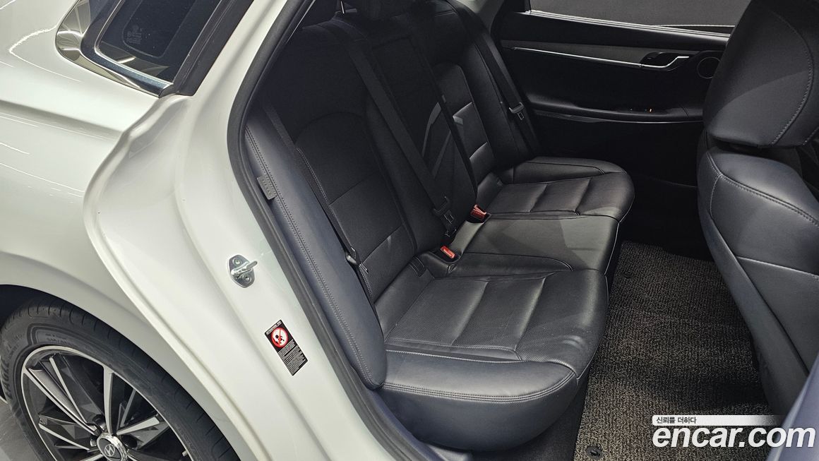 Hyundai Grandeur 2021