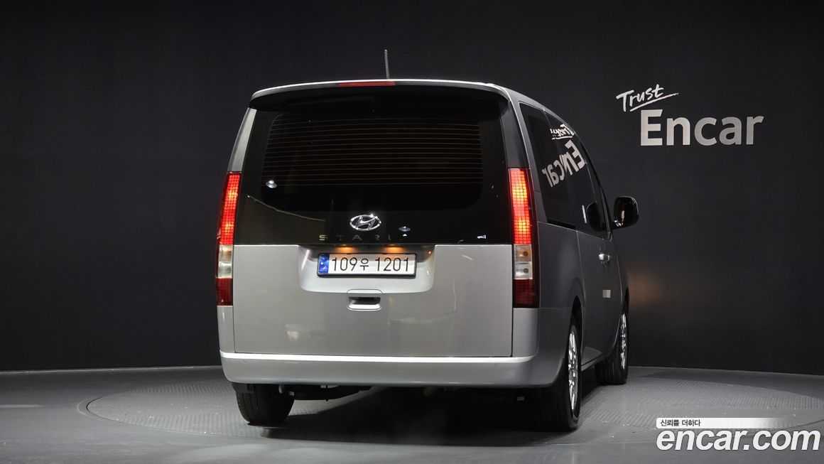 Hyundai Staria 2023