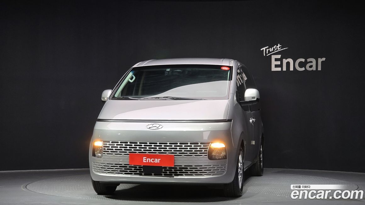 Hyundai Staria 2023