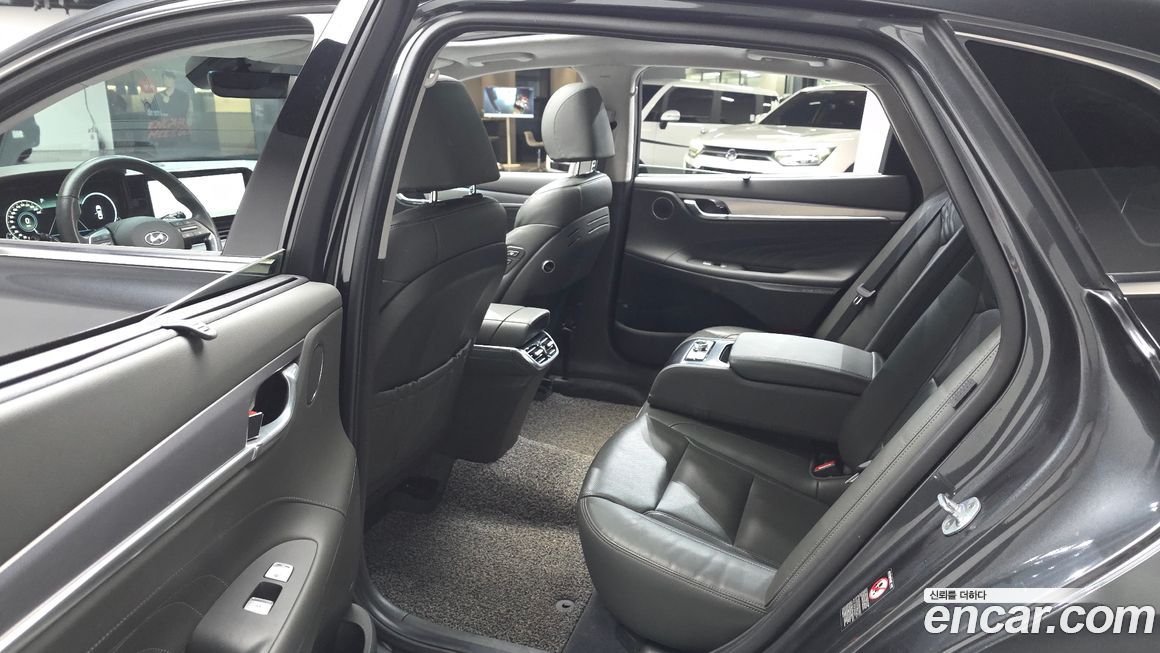 Hyundai Grandeur 2020