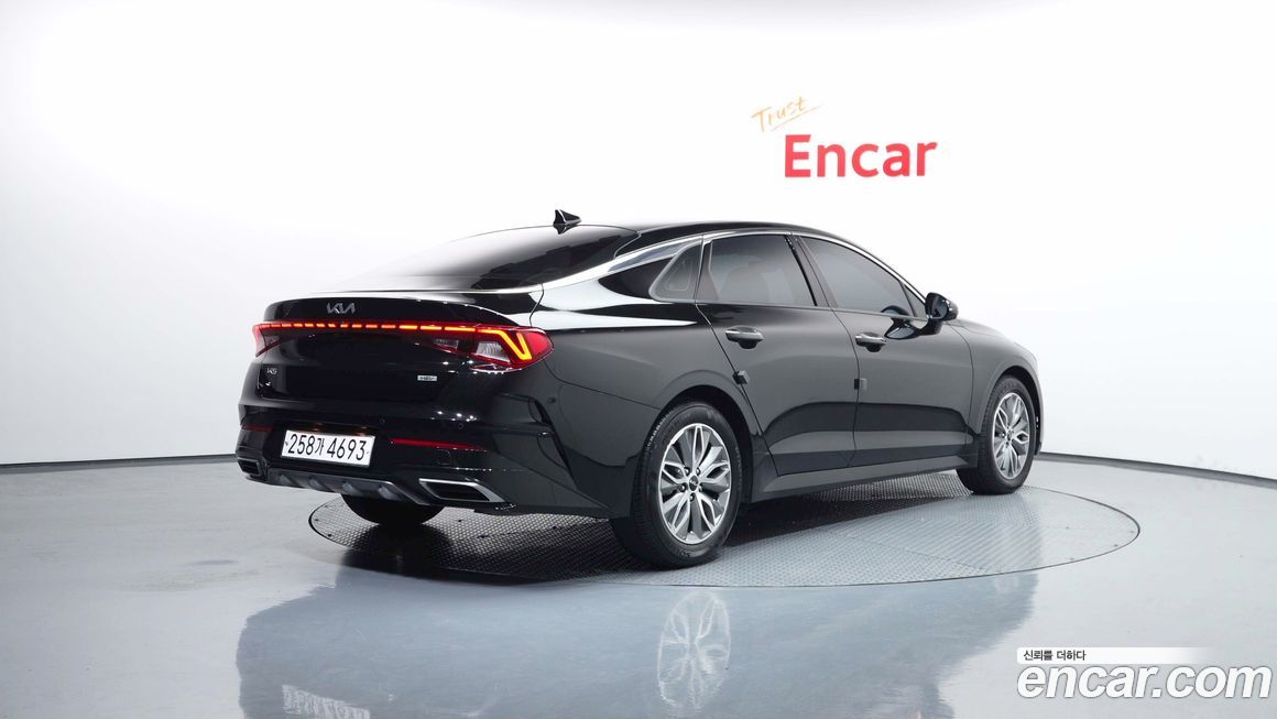 Kia K5 2023