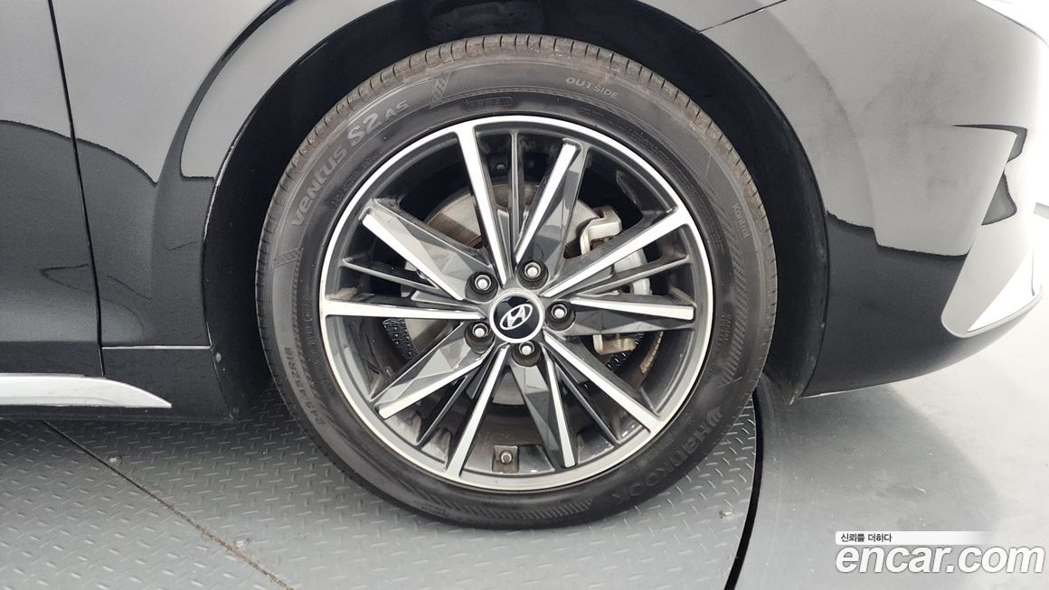 Hyundai Grandeur 2021