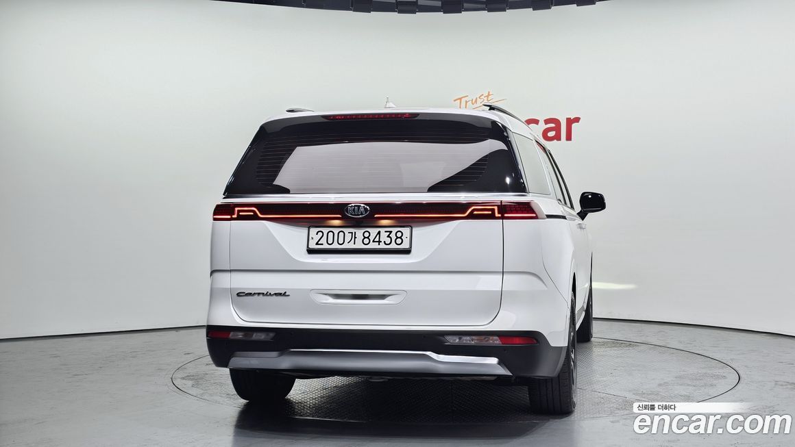 Kia Canival 2021