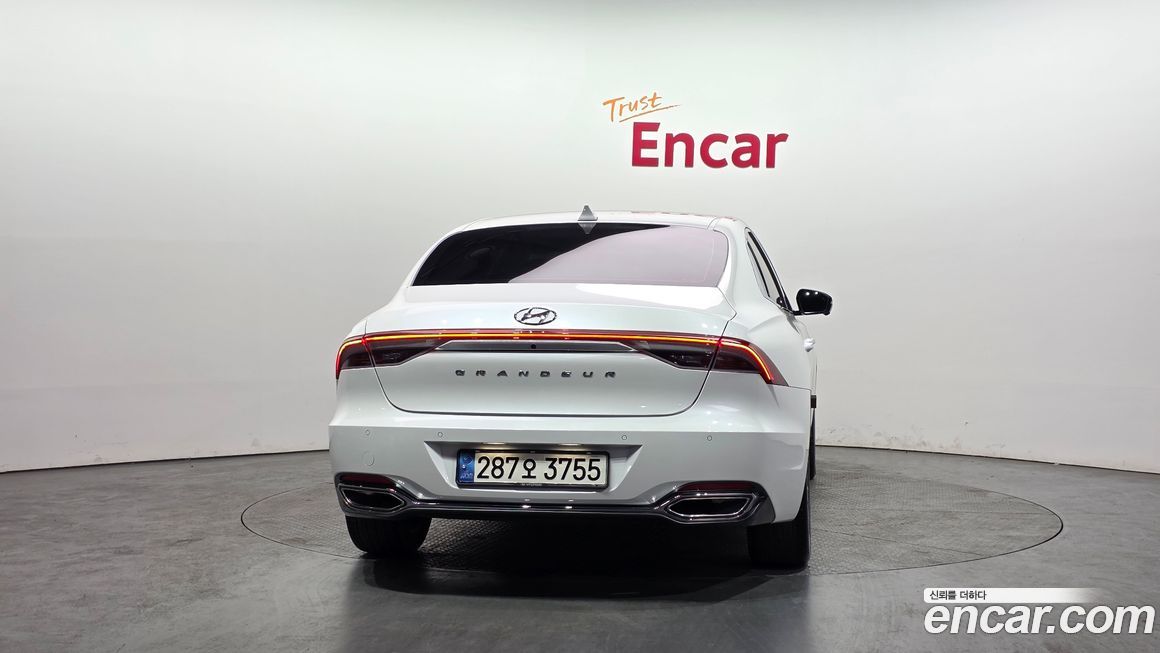 Hyundai Grandeur 2022