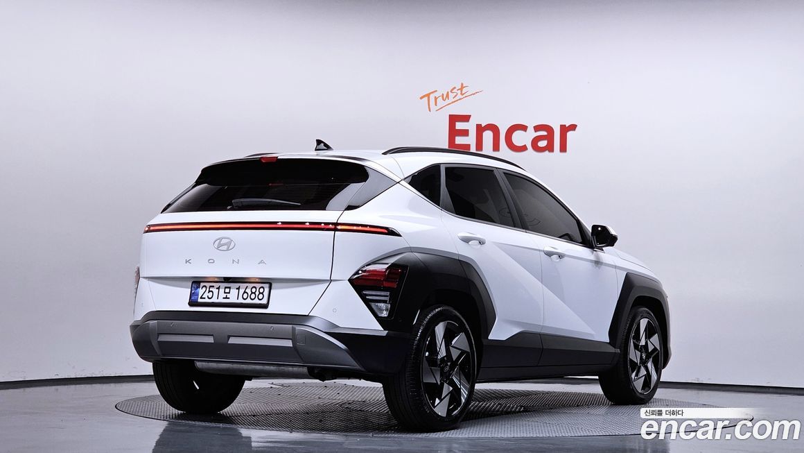 Hyundai Kona 2025