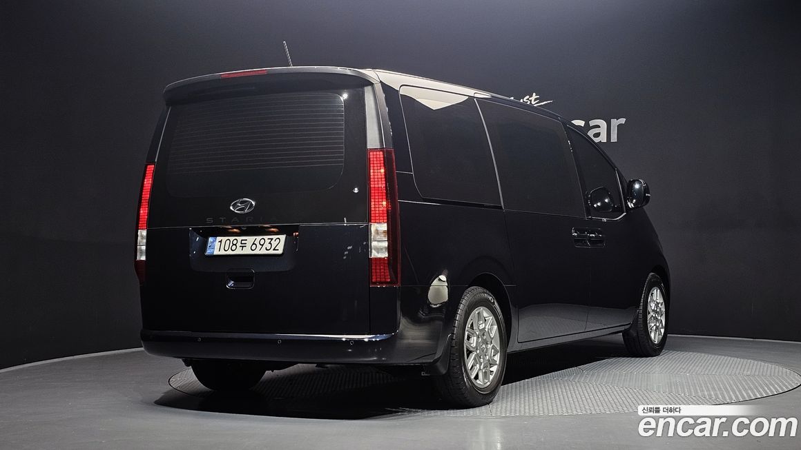 Hyundai Staria 2024