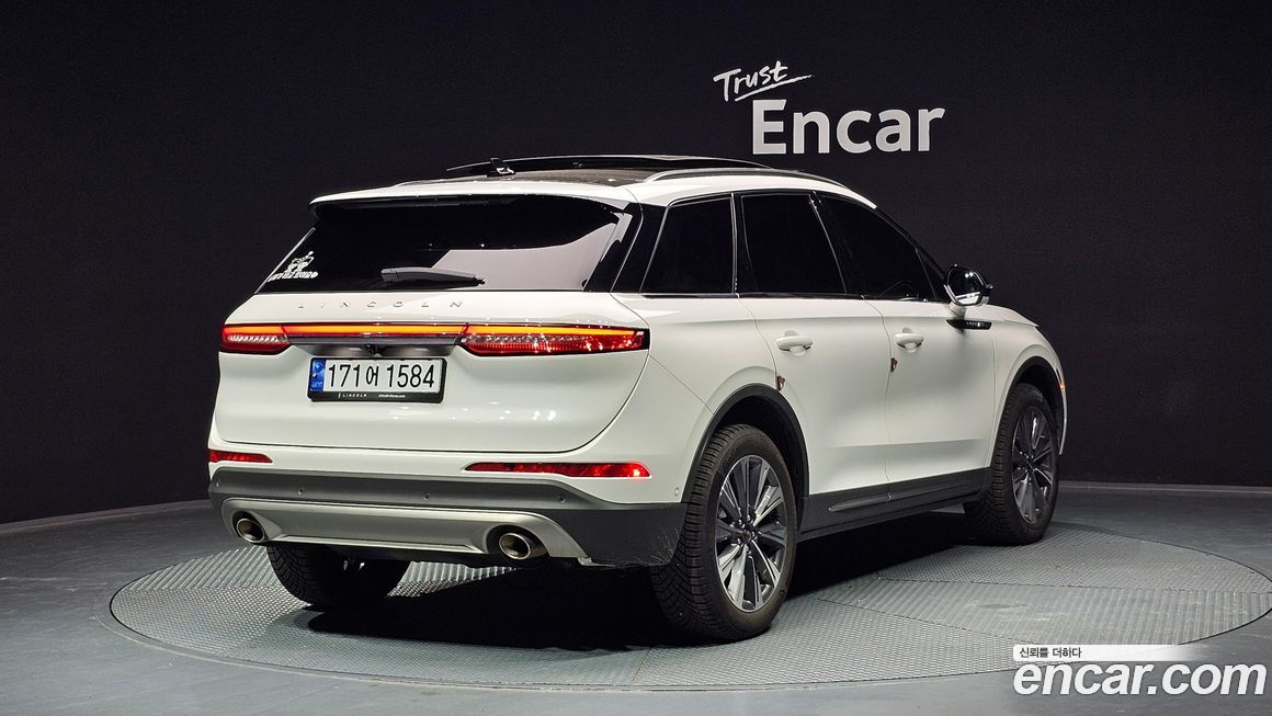 Lincoln Corsair 2021