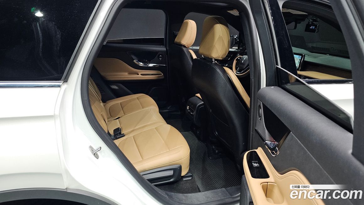 Lincoln Corsair 2021