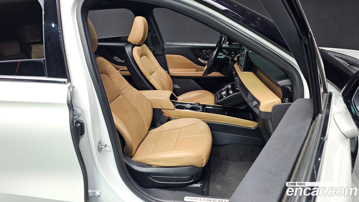 Lincoln Corsair 2021