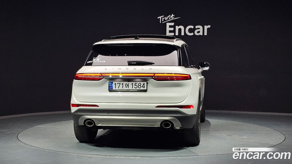 Lincoln Corsair 2021