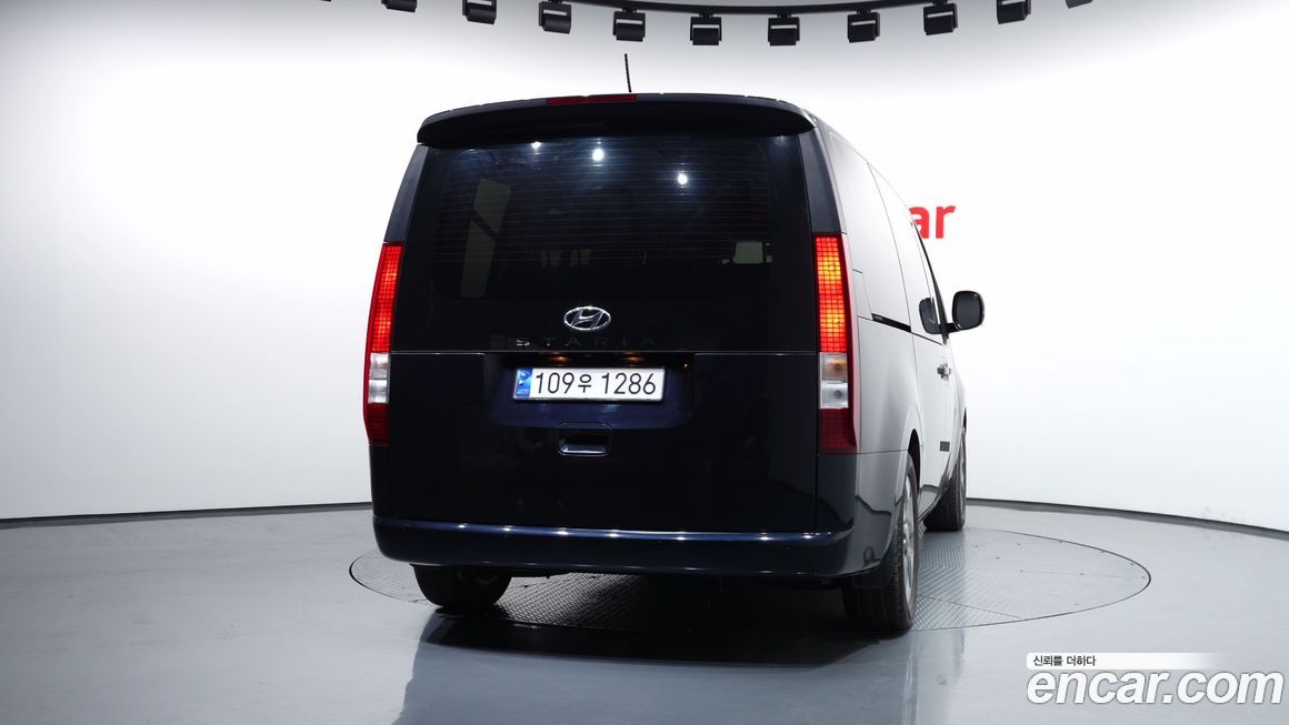 Hyundai Staria 2022